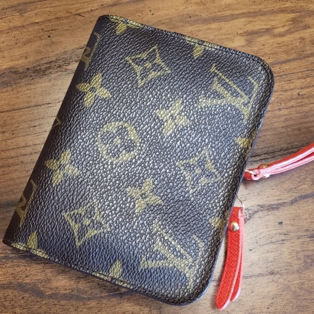 Authentic Louis Vuitton Insolite Wallet